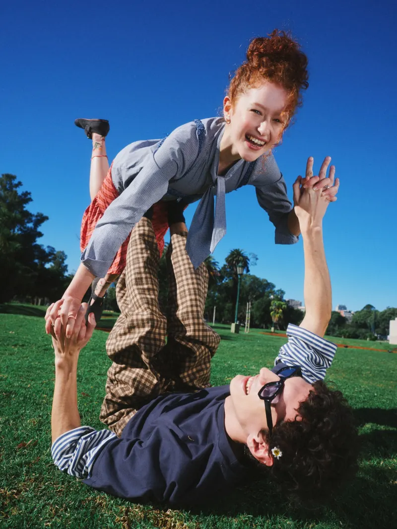 Online proofing: client feedback pinned on a campaign photo